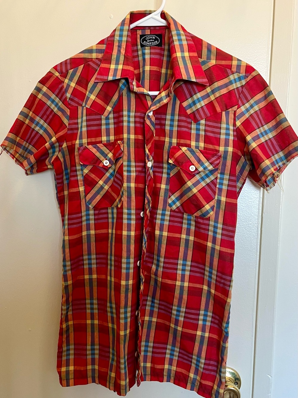 Vintage Red Plaid Short-Sleeve Shirt - Men's Casual Button-Up